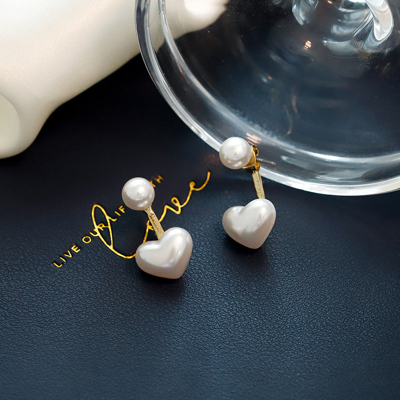 Aretes de perlas de amor de temperamento simple