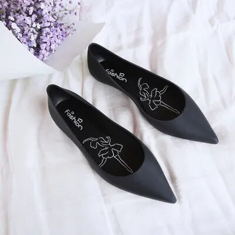 2022 Summer and Autumn Women'S anti Skid Jelly Shoes Four Seasons Pointed Shoes, Comfortable Flat Bottom Shallow Women'S Shoes.