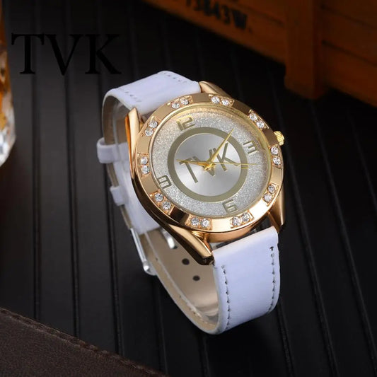 Women Wacthes 2023 Luxury Top New Crystal Gold Casual Quartz Watch Women Leather Strap Relogios Feminino Ladies Wrist Watch Hot